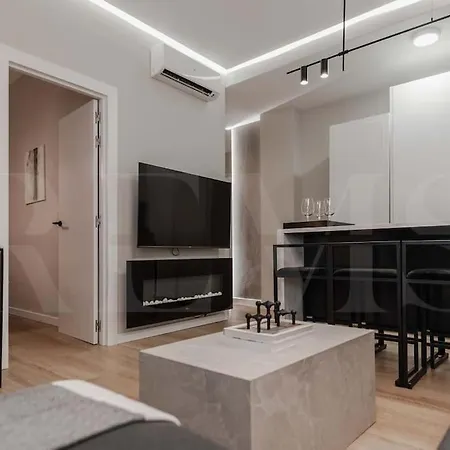 Daire Contemporary Minimalist By Rems