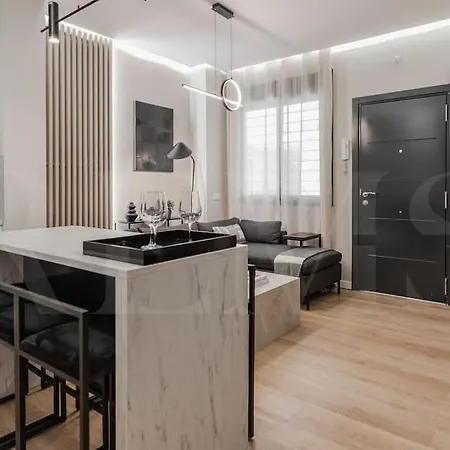 Contemporary Minimalist By Rems Daire